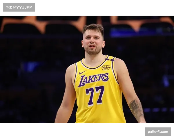 巴特勒罚球稳健库明加回勇，东契奇神勇难救主，勇士险胜湖人